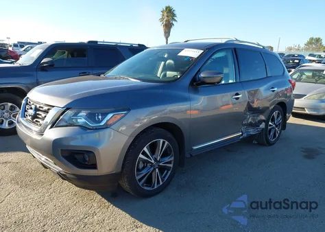 2019 Nissan Pathfinder Platinum из США, поврежденный, VIN 5N1DR2MN5KC650092